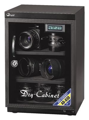 Tủ chống ẩm chuyên dụng Fujie AD030